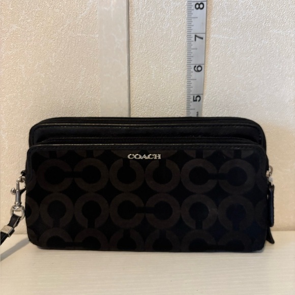Coach | Black and Brown | Wristlet - Picture 5 of 7